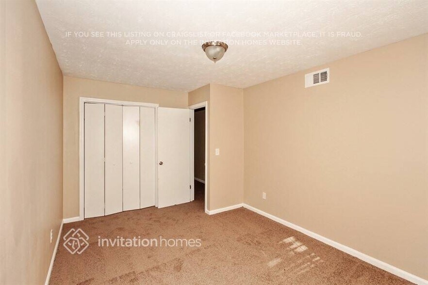 Building Photo - 1165 Golden Cir SW