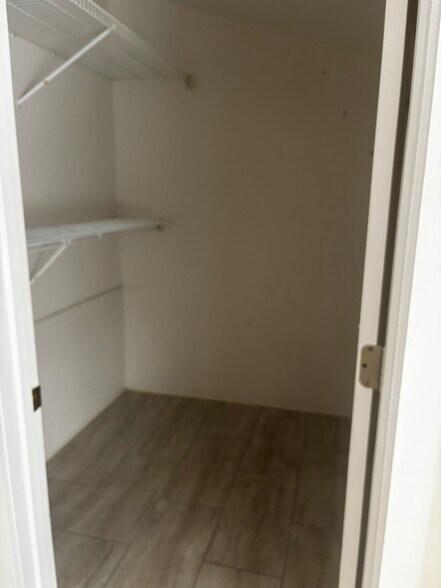 Building Photo - 349 Bone Plain Rd