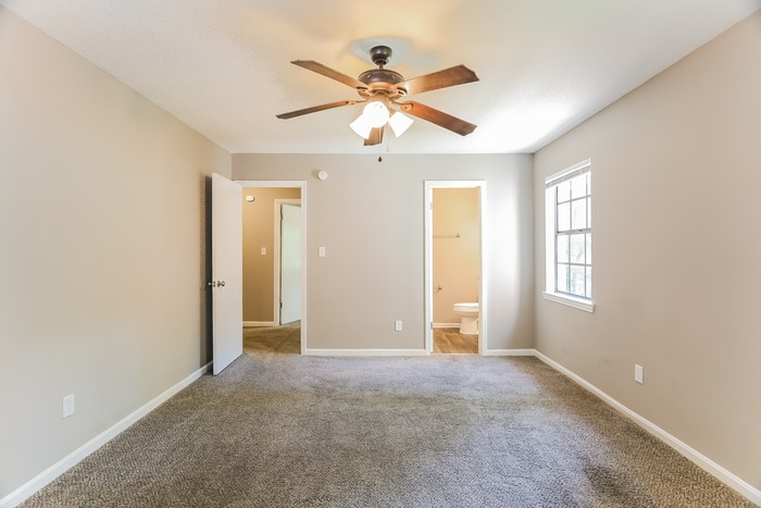 Building Photo - 818 Danton Ln