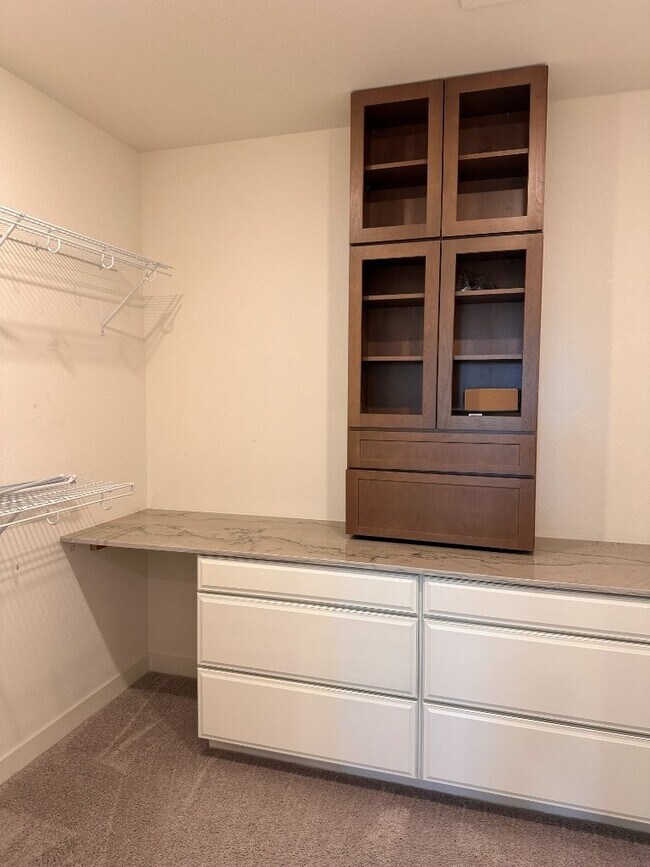 Building Photo - 10114 Blue Cereus St