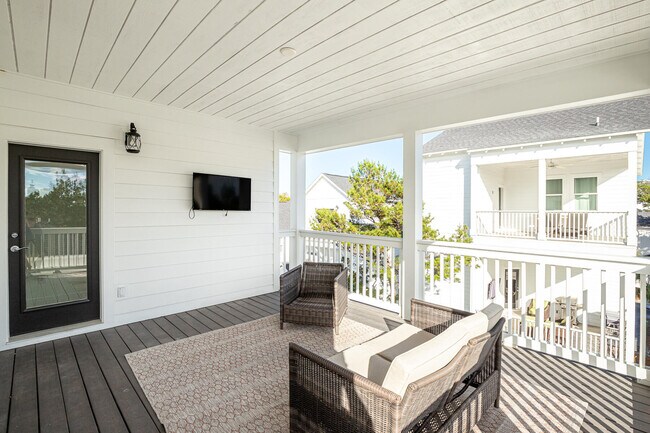 Building Photo - 91 Beach View Dr