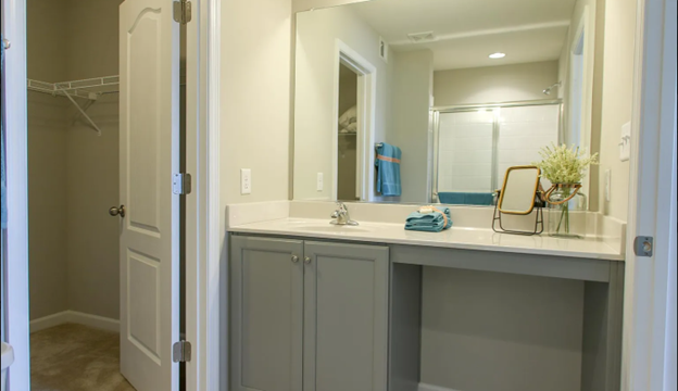 Building Photo - 430 Ludgate Mnr