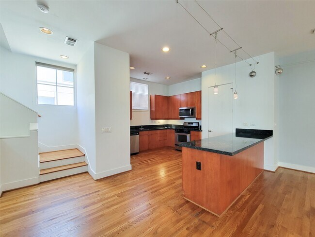 Building Photo - 4313 Feagan St