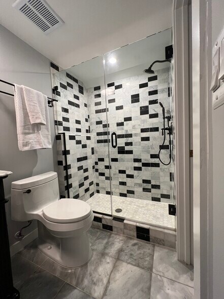 Building Photo - 2108 Flagler Pl NW
