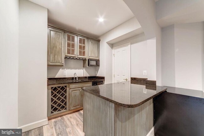 Building Photo - 1472 Carrington Ridge Ln