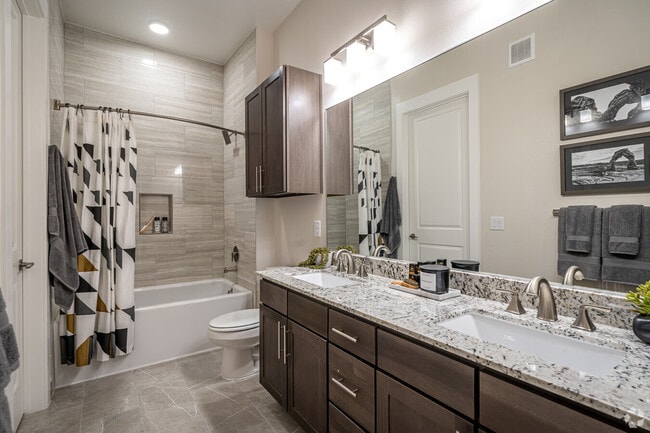 Building Photo - Get 10 WEEKS FREE – Limited-Time Move-In Special!