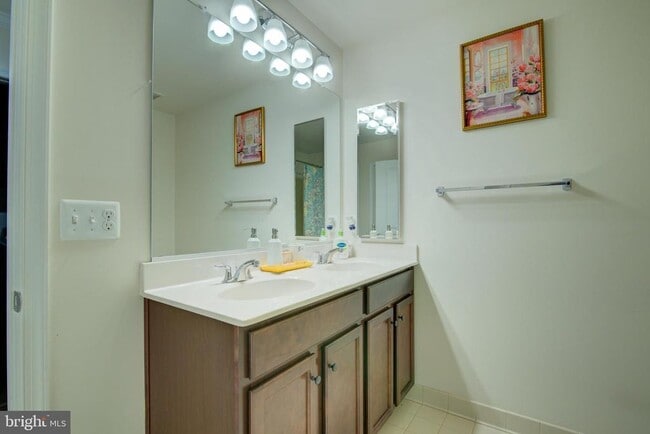 Building Photo - 42363 Alder Forest Terrace