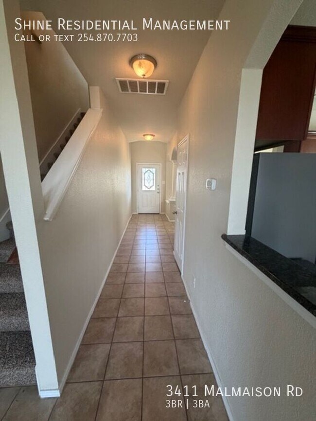 Building Photo - 3411 Malmaison Road