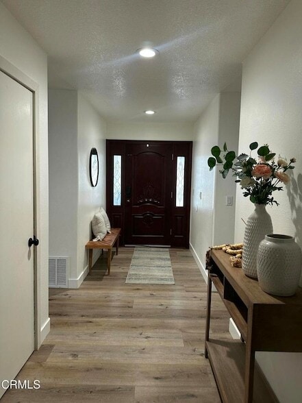 Building Photo - 1521 N H St