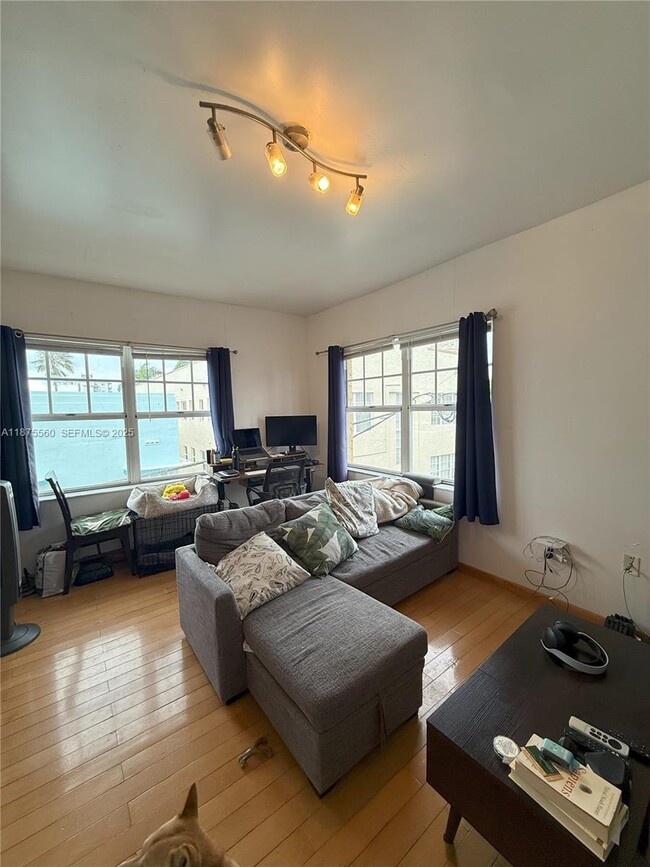 Building Photo - 1255 Pennsylvania Ave