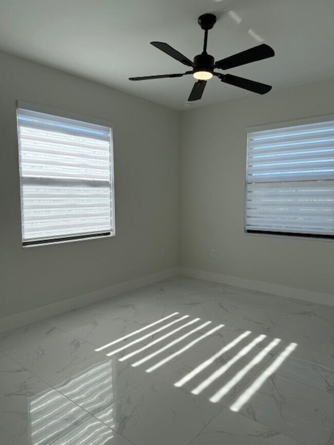 Building Photo - Brand-New 3-Bedroom Home for Rent in Lehigh Acres – Modern Design + Special Offer!