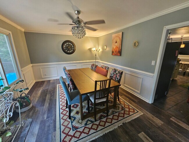 Building Photo - Large Private Lot with 3BR home in Concord!