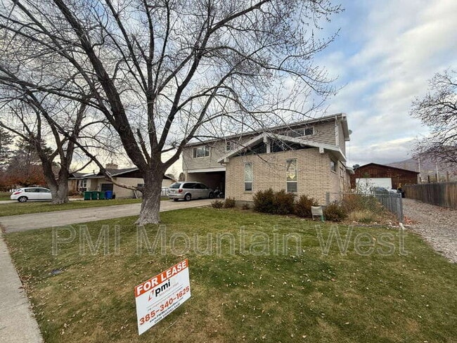 Building Photo - 373 E 150 N