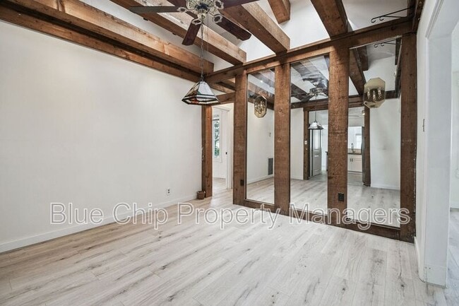 Building Photo - 43 Aegean Ave