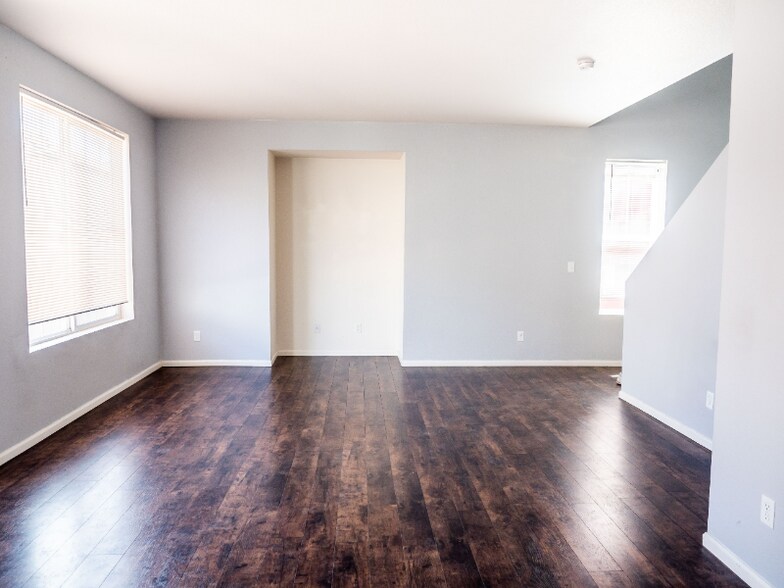 Building Photo - 3931 Balsawood Ln