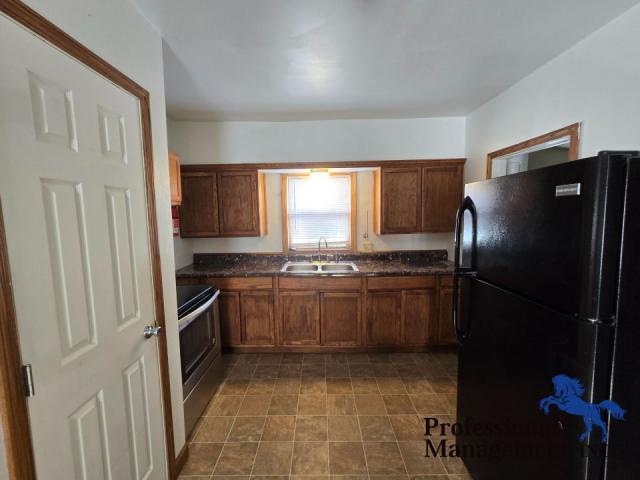 Building Photo - 3 bedroom in Billings MT 59101