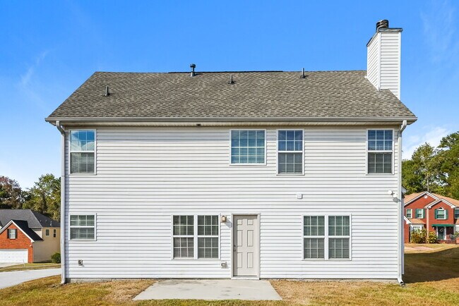 Building Photo - 1870 Hillspring Ln