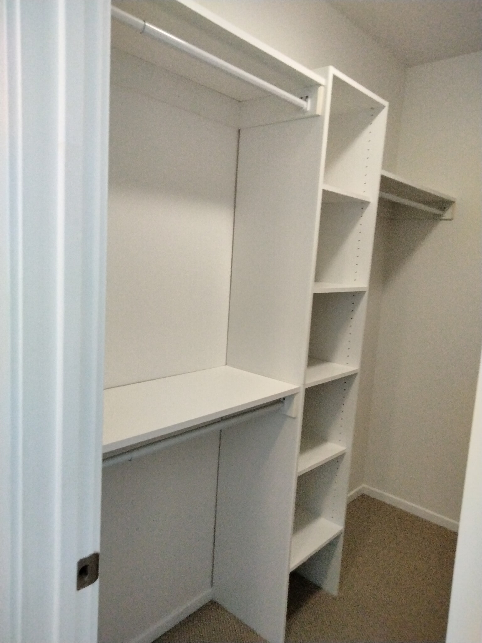 Building Photo - 5040 Santa Monica Ave