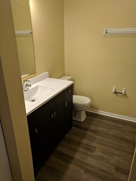 Building Photo - 3439 Statewood Dr