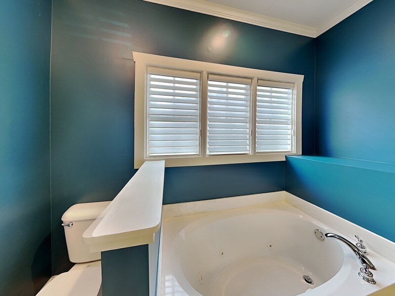 Building Photo - 2088 Eagle Ridge Dr