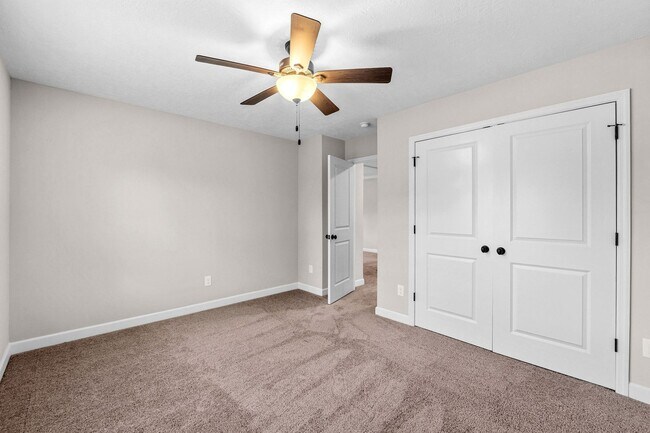 Building Photo - 302 Dorn St