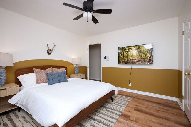 Building Photo - 6605 Countess Adria St