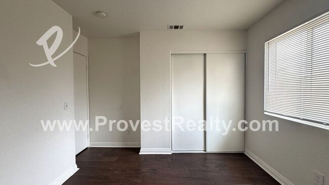 Building Photo - 15355 Lassen Dr