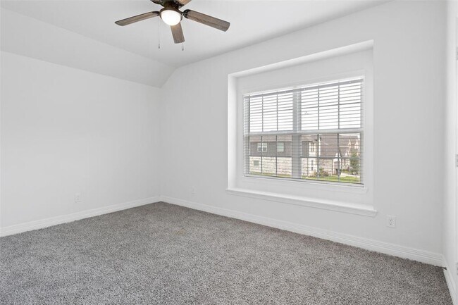 Building Photo - 3307 Avary River Ln