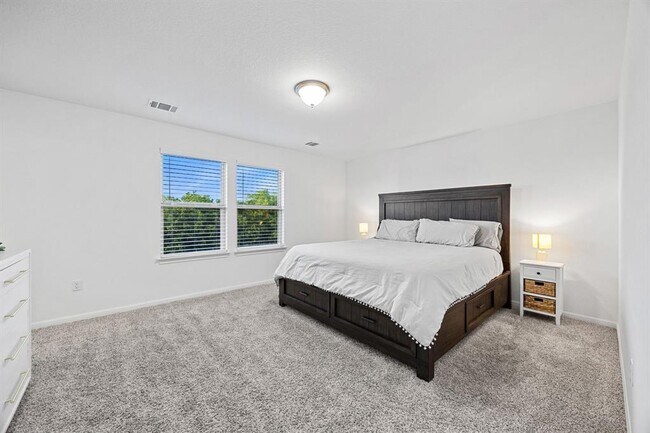 Building Photo - 7002 Nijinsky Dr