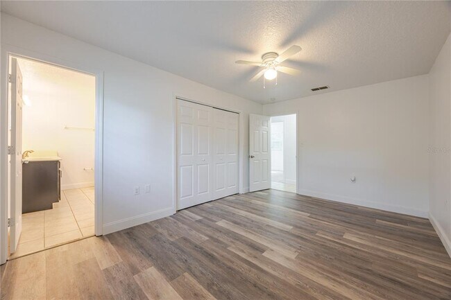 Building Photo - 495 Orange Ave