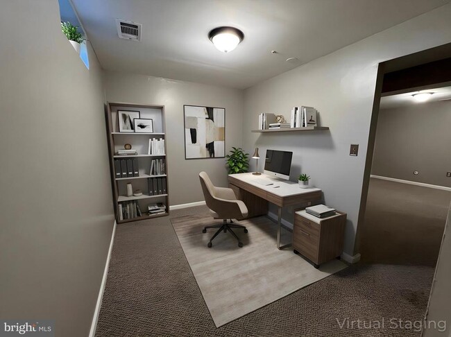 Building Photo - 10108 Oklahoma Ct