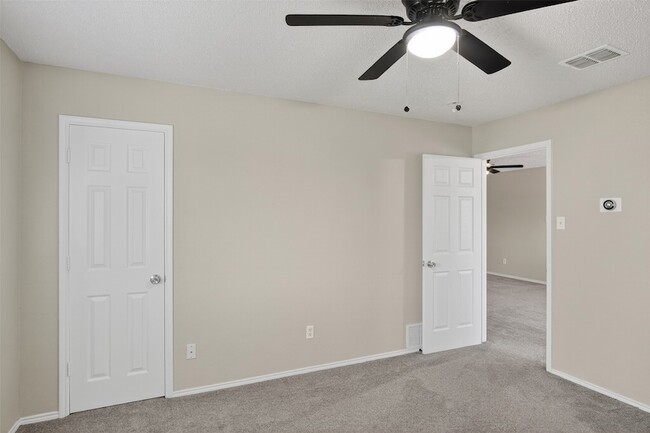 Building Photo - 8412 Widgeon Way