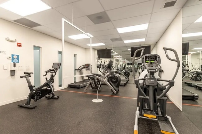 Building Photo - Modern Rental Unit in Prime West End / North Station Location