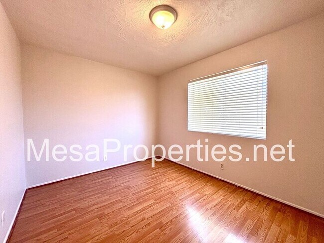 Building Photo - 16612 Osage Rd