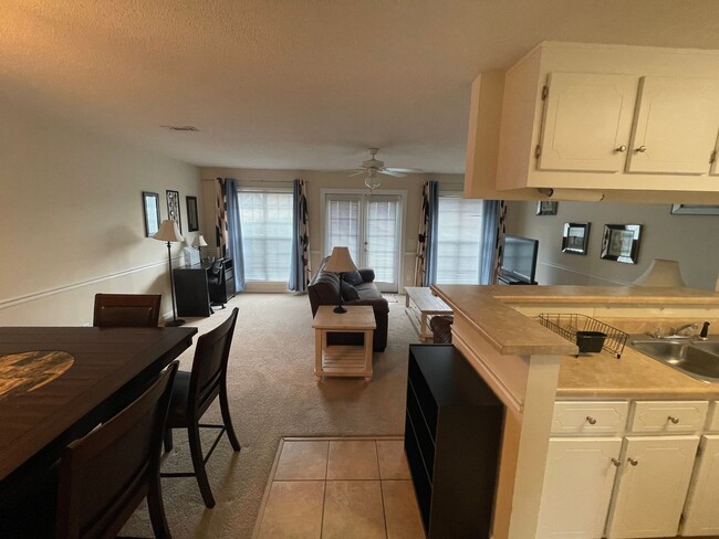 Building Photo - Wakefield Subdivision - Fully Furnished TD...