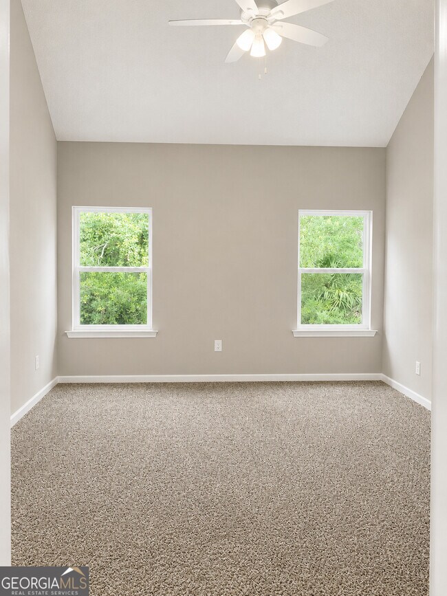 Building Photo - 115 Gary Cir