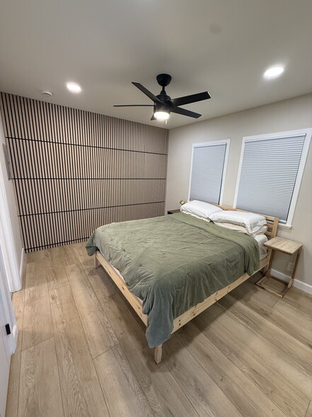 Building Photo - 4869 Inglewood Blvd