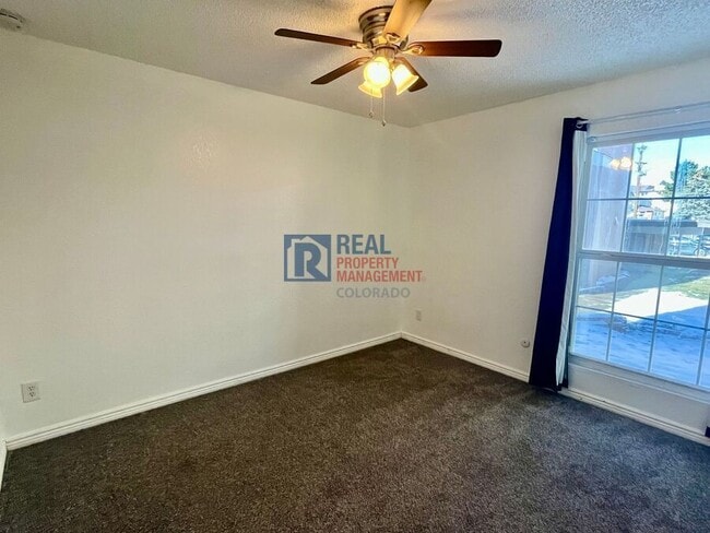 Building Photo - 3485 Rebecca Ln