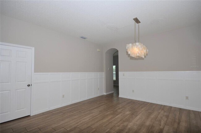 Building Photo - 1625 Emerald Hill Way