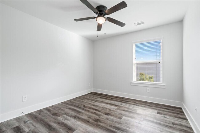 Building Photo - 5311 Bentayga Dr