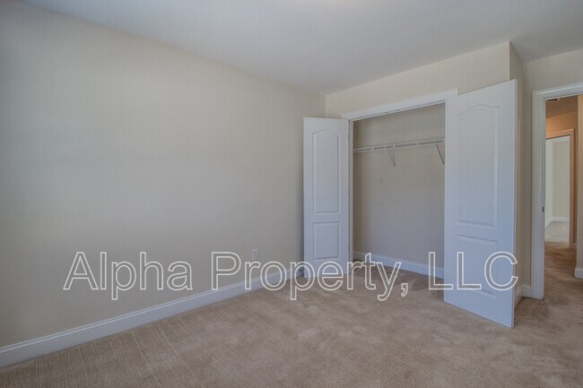 Building Photo - 311 Cypress Hill Ct