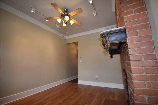 Building Photo - 4214 Post St