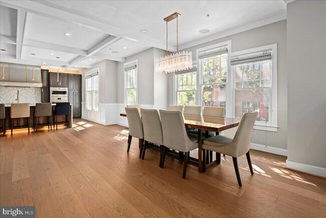 Building Photo - 2863 11th St N