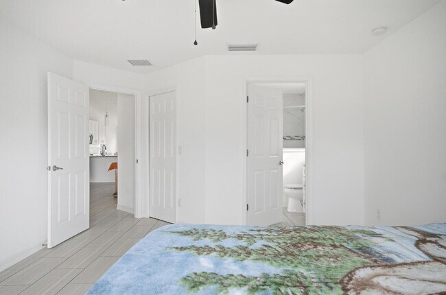 Building Photo - MATANZAS WOODS