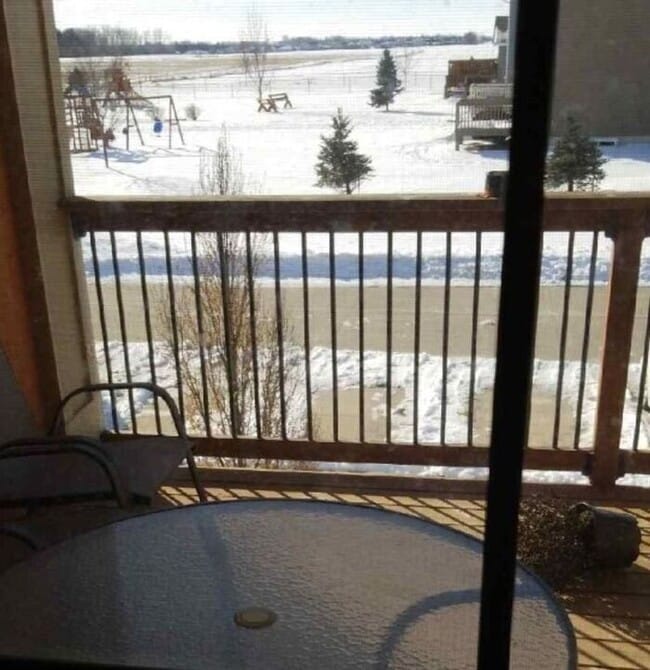 Building Photo - $1,325 | 2 Bedroom, 2 Bathroom Condo | Pet Friendly* | Sublease* | Available for July 1st, 2026 M...