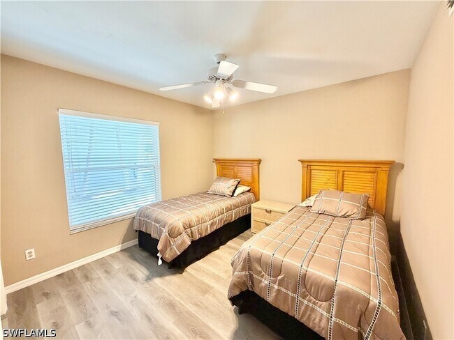 Building Photo - 509 Roma Ct