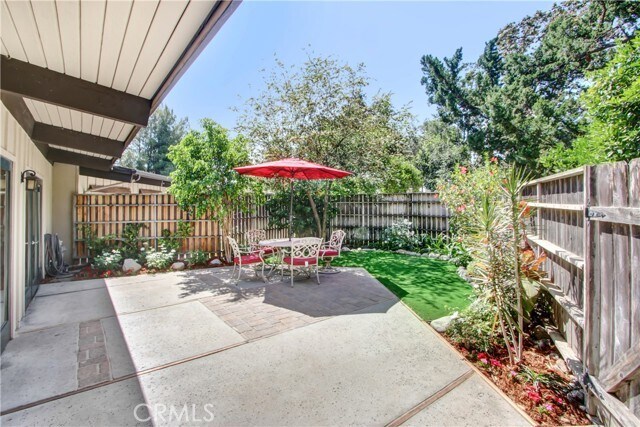 Building Photo - 10446 Alta Loma Dr