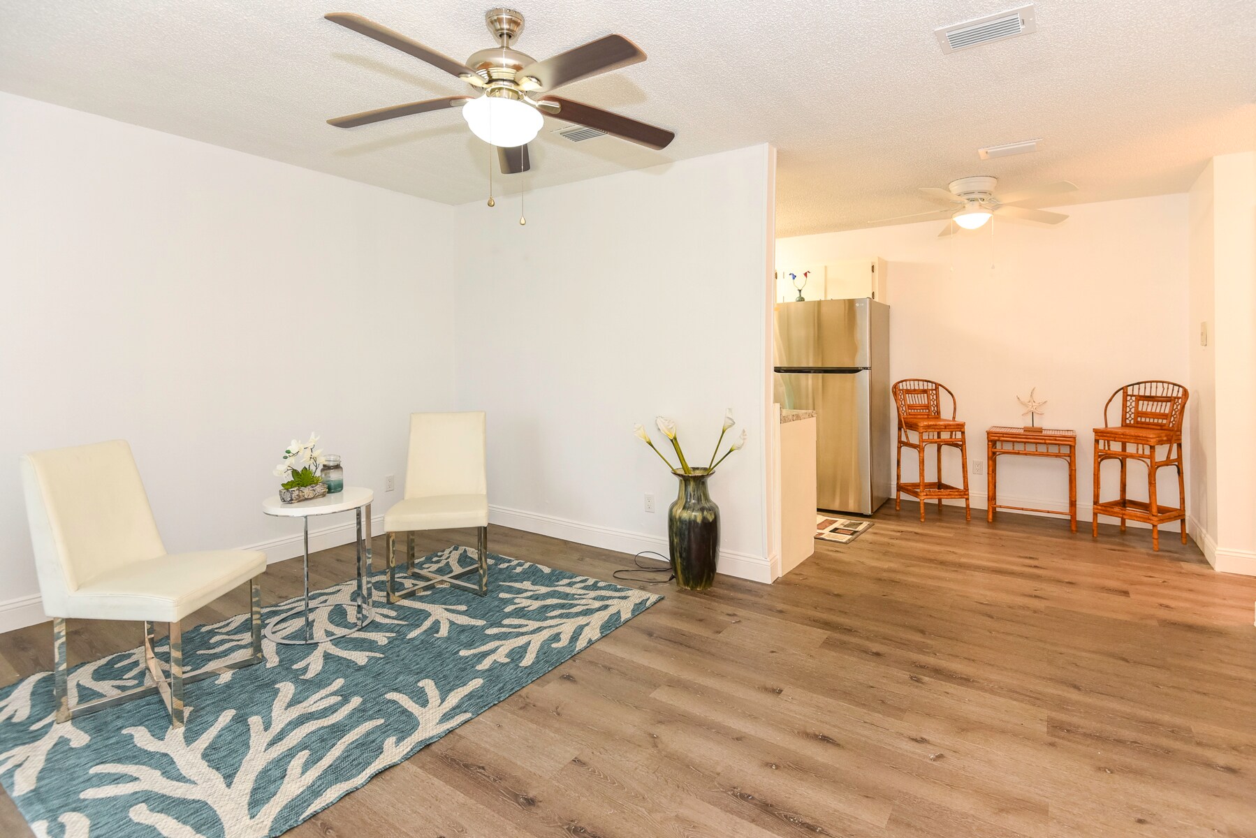 Building Photo - 1600 Big Tree Rd