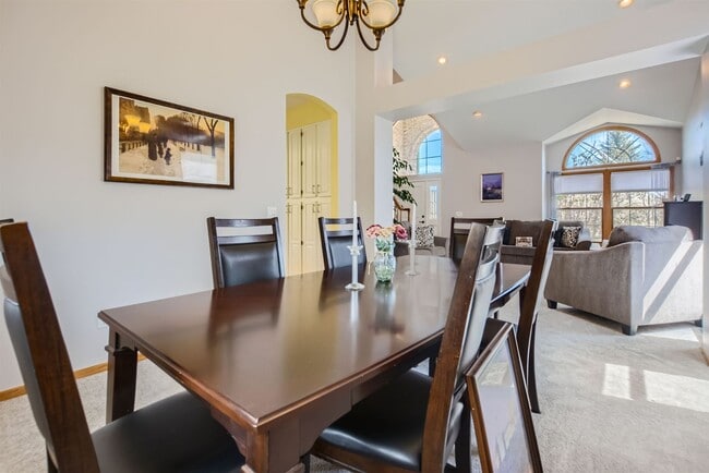 Building Photo - Spacious Haven: 4 BDR Home in Louisville, CO