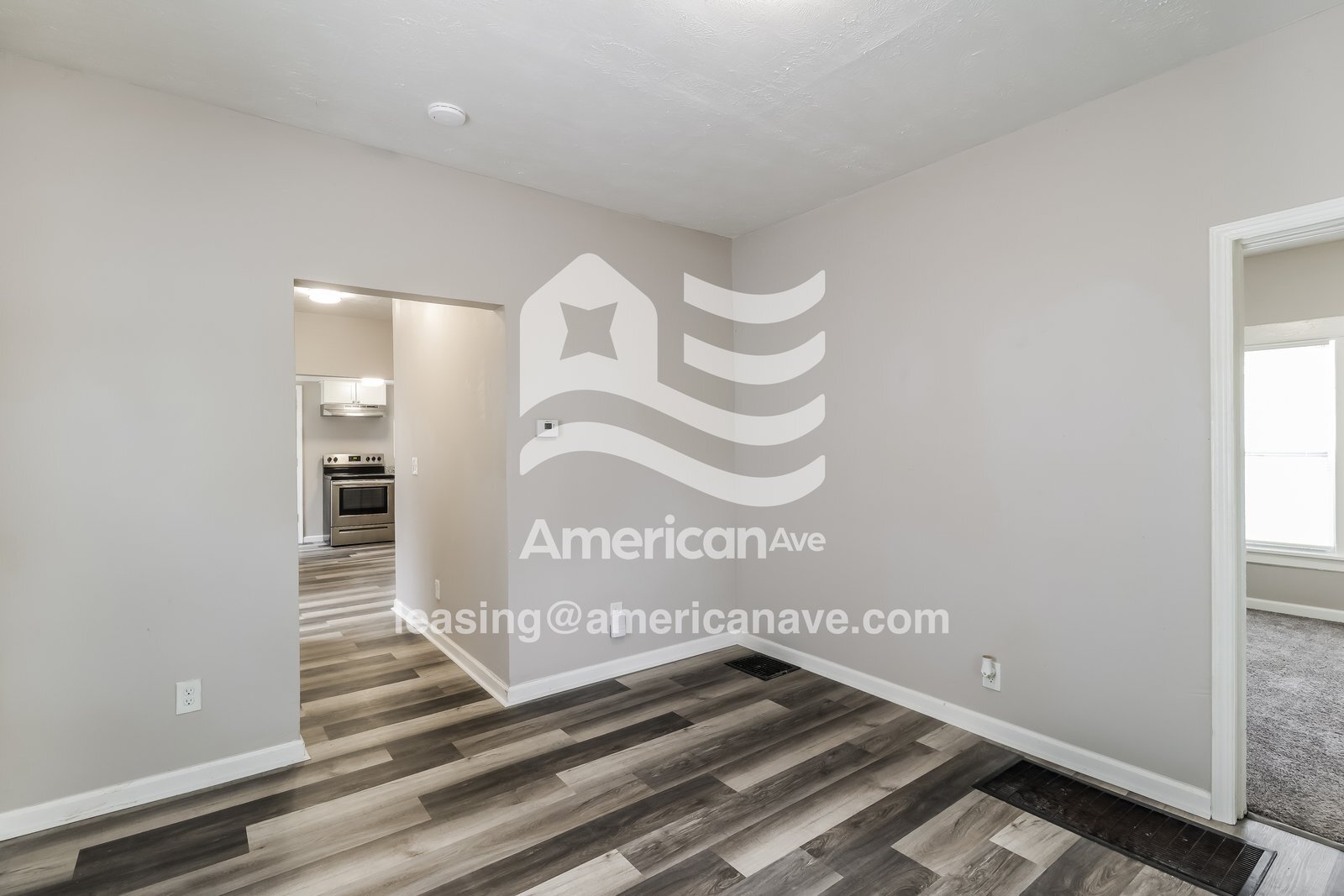 Building Photo - 806 Crawford St